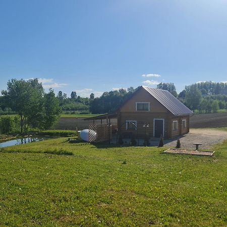 Holiday Home Tujas Kraslava Bagian luar foto